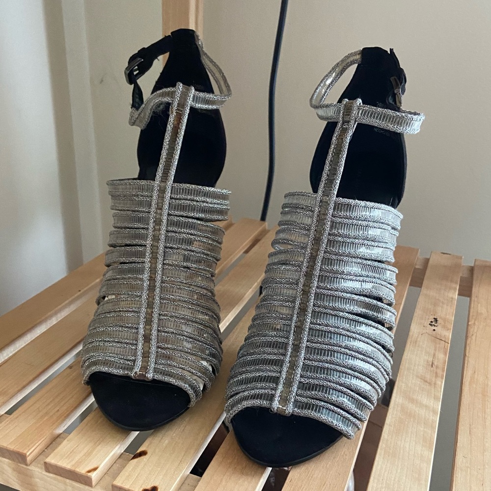 Zara Basic Collection Sandal - Picture 6 of 11